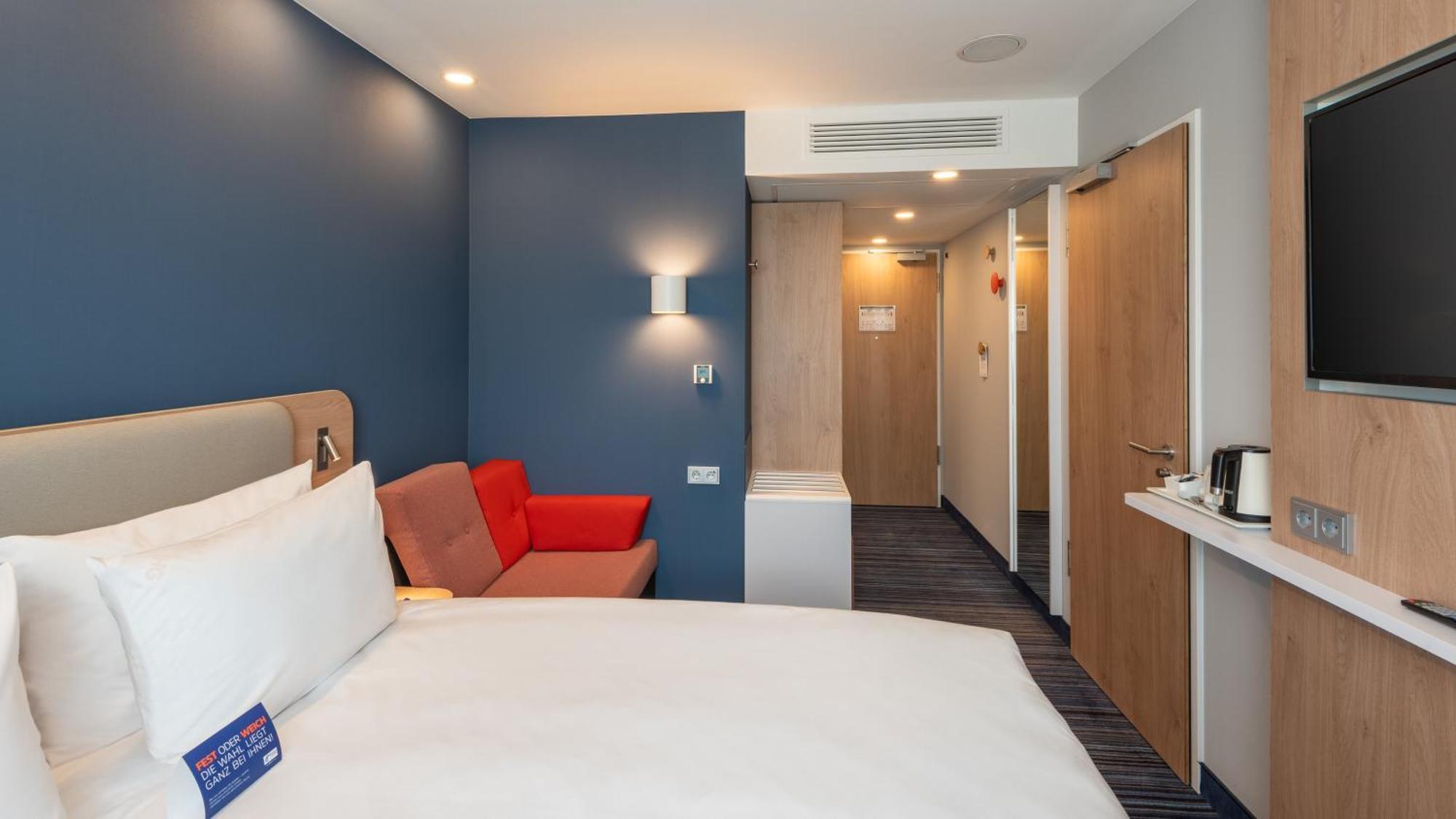 Holiday Inn Express - Hamburg South A7-As42 By Ihg Egestorf Bagian luar foto