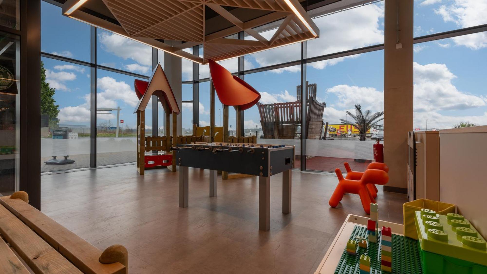 Holiday Inn Express - Hamburg South A7-As42 By Ihg Egestorf Bagian luar foto